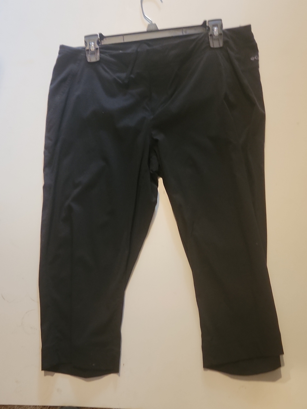 Columbia Womens Navy Omni Shield Capris Size 12